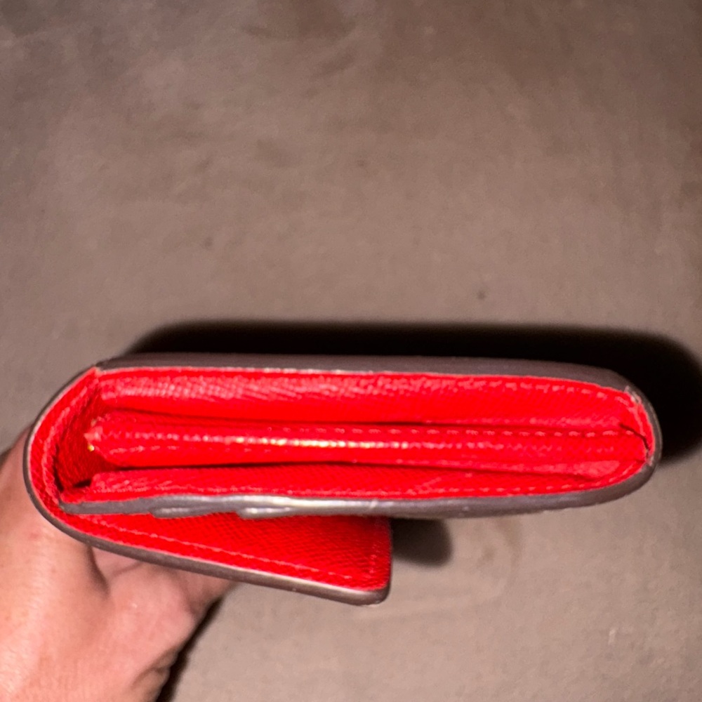 LV Bellboy Wallet - Picture 4 of 9
